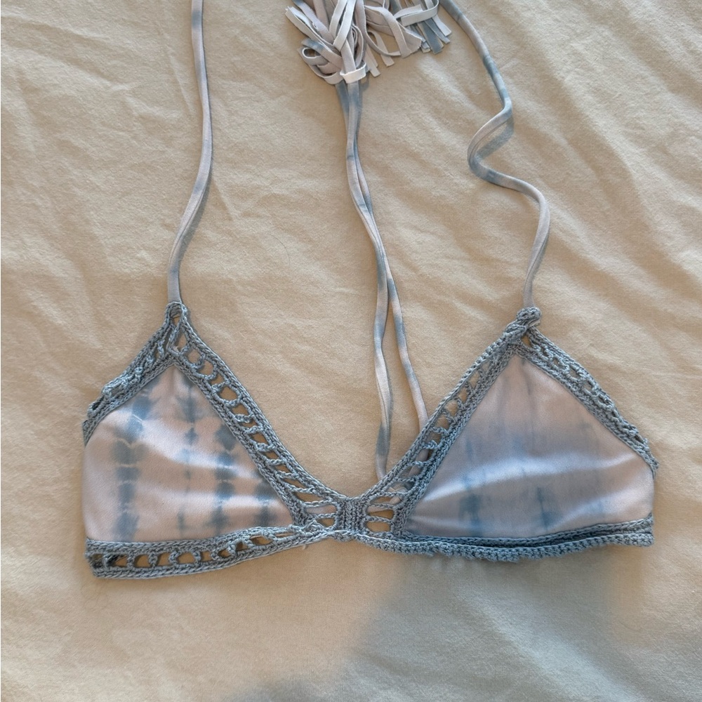 Acacia bikini top